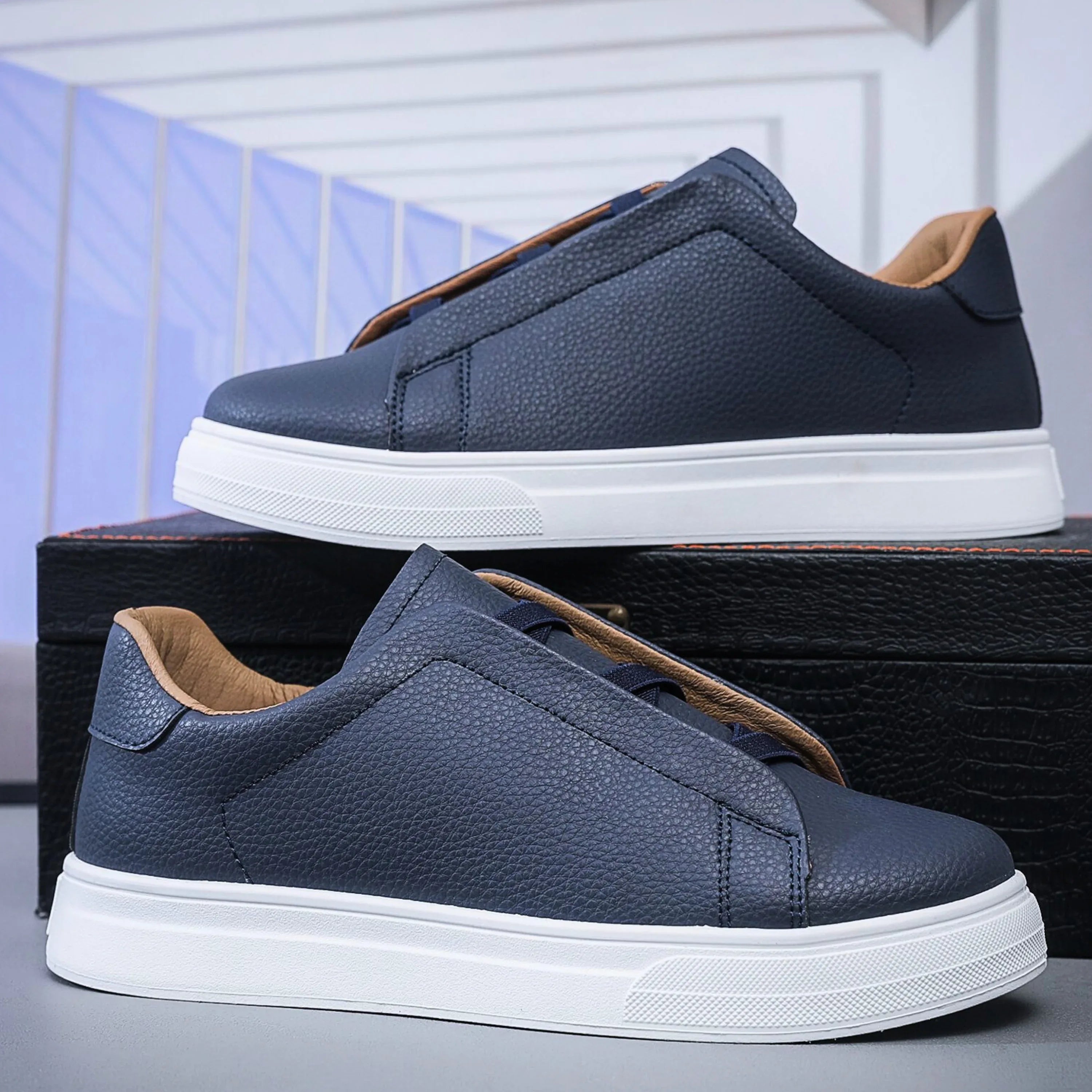 JAMES™ | MEN'S SLIP-ON TRAINERS