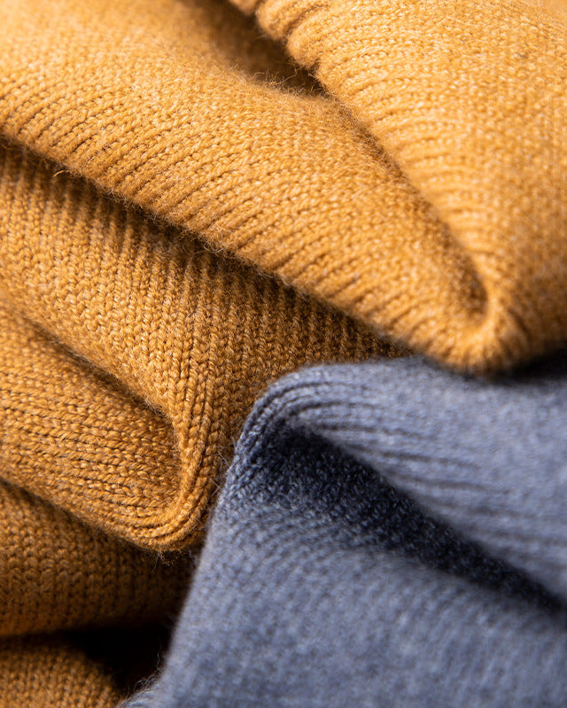 JAMES™ | V-NECK SWEATER