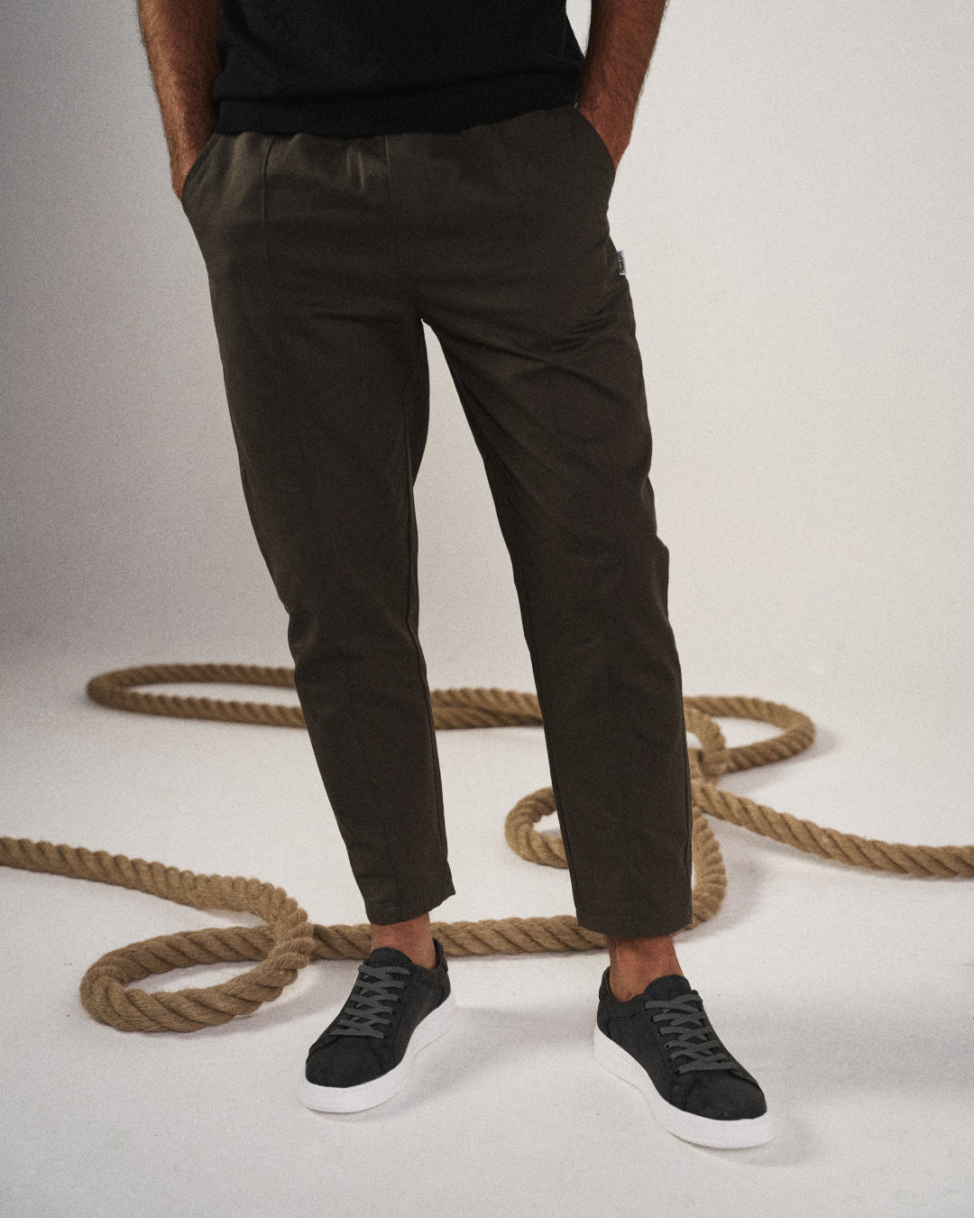 JAMES™ | TAPERED JOGGING PANTS