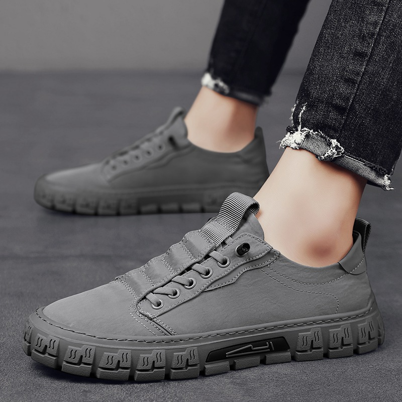 JAMES™ | Men's Lace-Up Casual Sneaker
