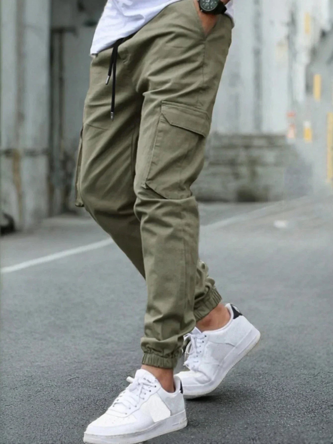 JAMES™ | Men's Tapered Cargo Pants