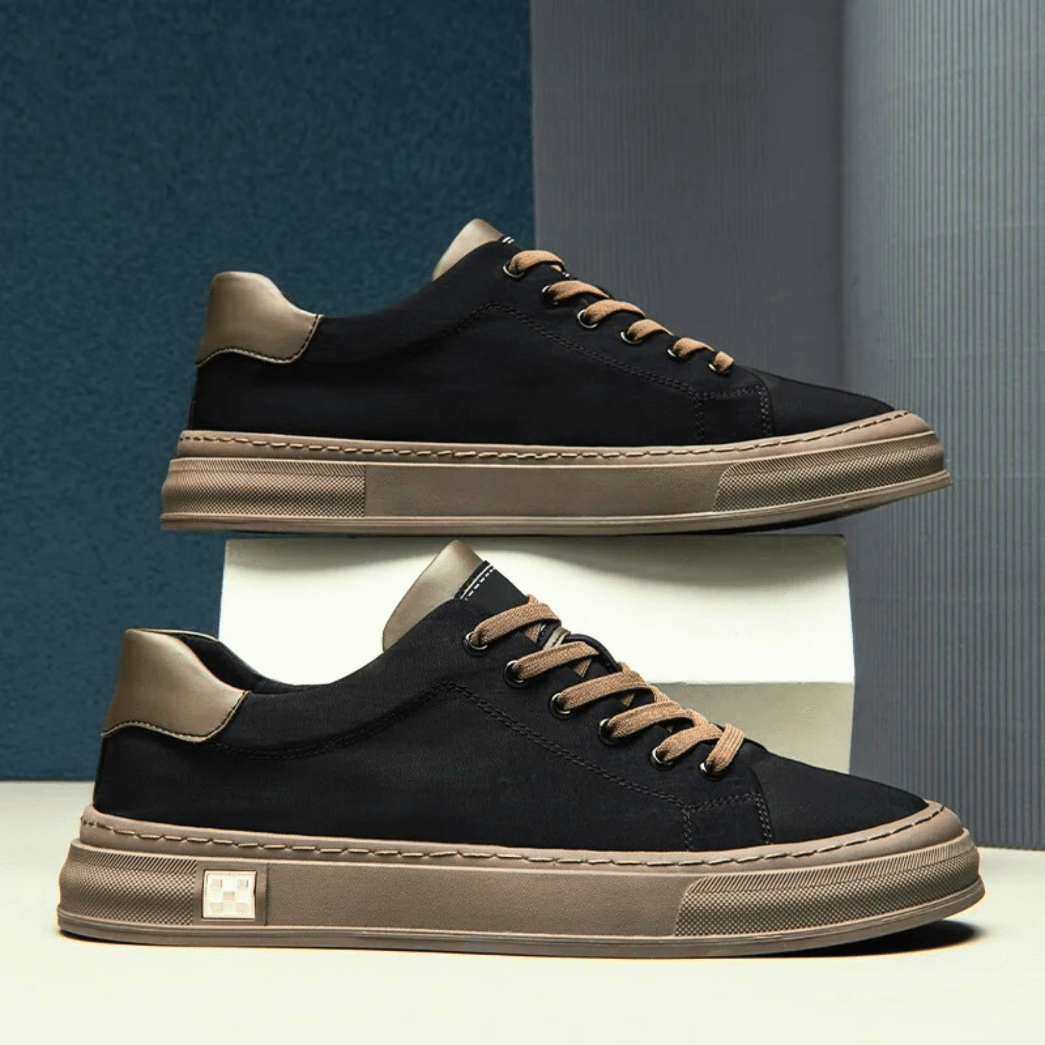 JAMES™ | MENS CANVAS TRAINERS